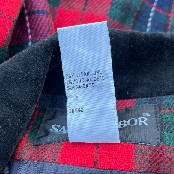 Vintage 1980’s Sag Harbor plaid blazer - Picture 5 of 6